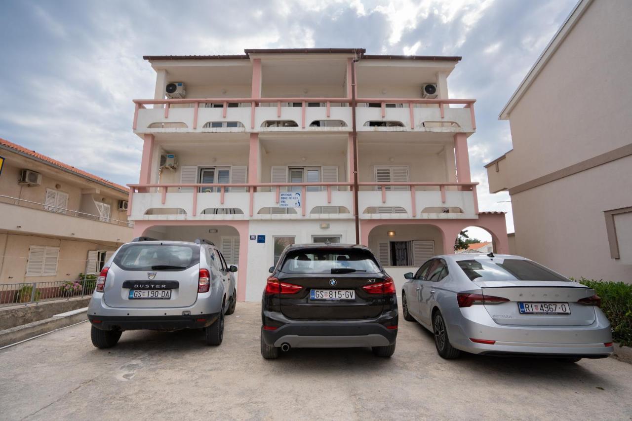 Apartmani Vidusin Novalja Dış mekan fotoğraf